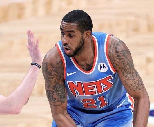 马延达在比 马延达在比